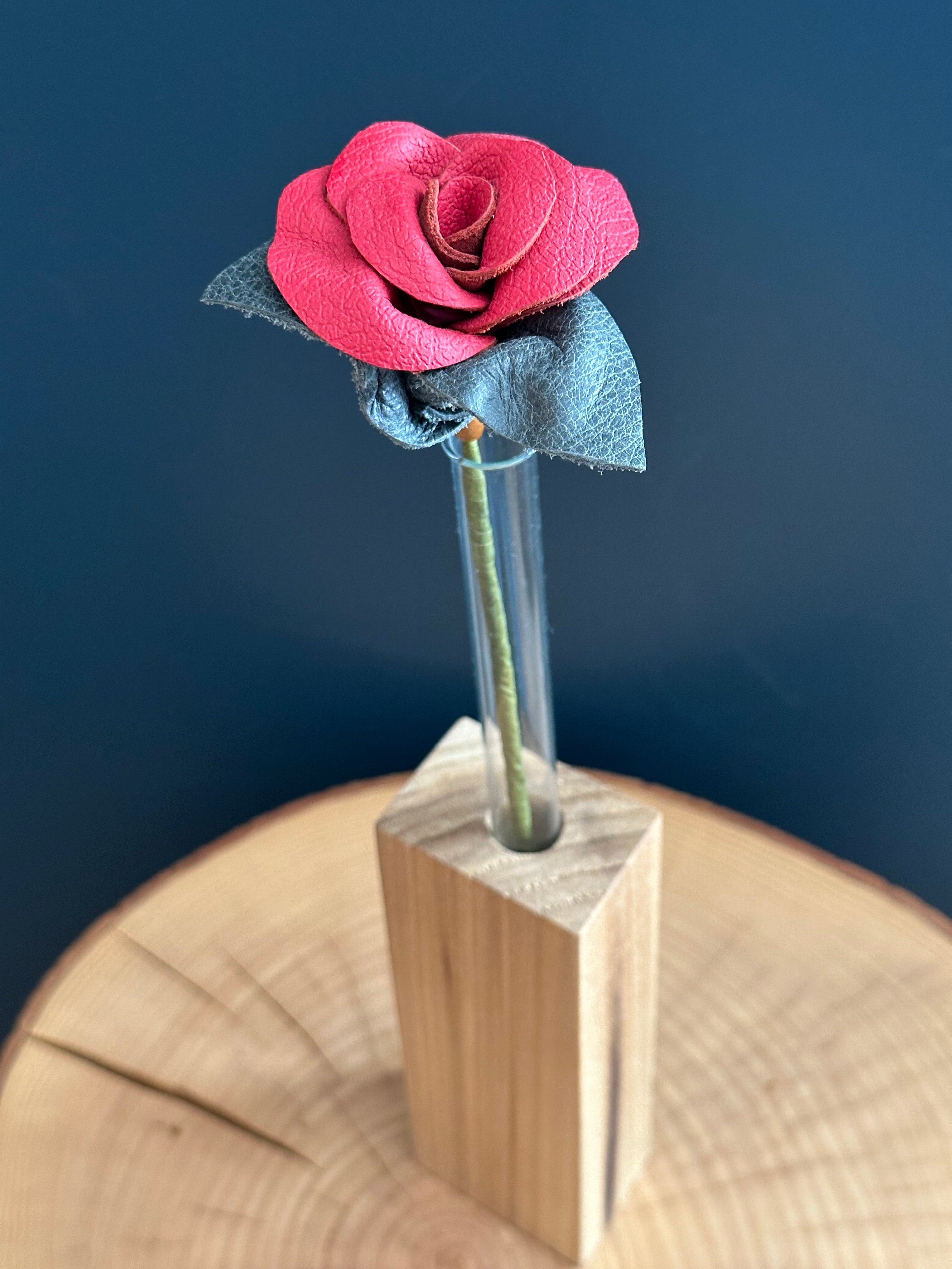 Red & Green Leather Rose & Hardwood Vase Set (3)