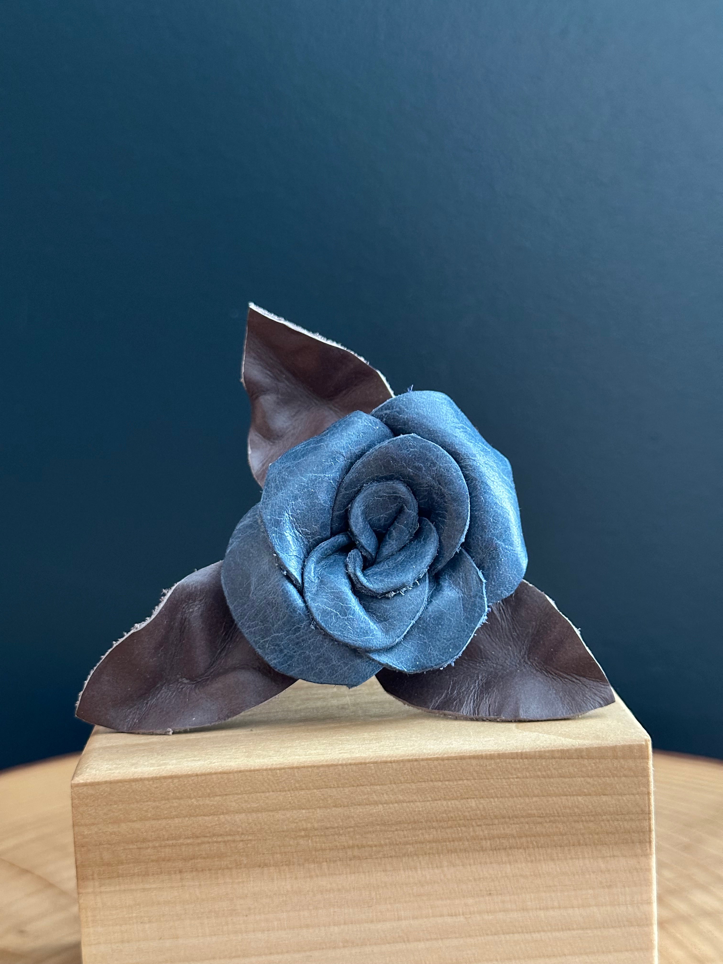 Blue & Brown Leather Rose & Hardwood Vase Set