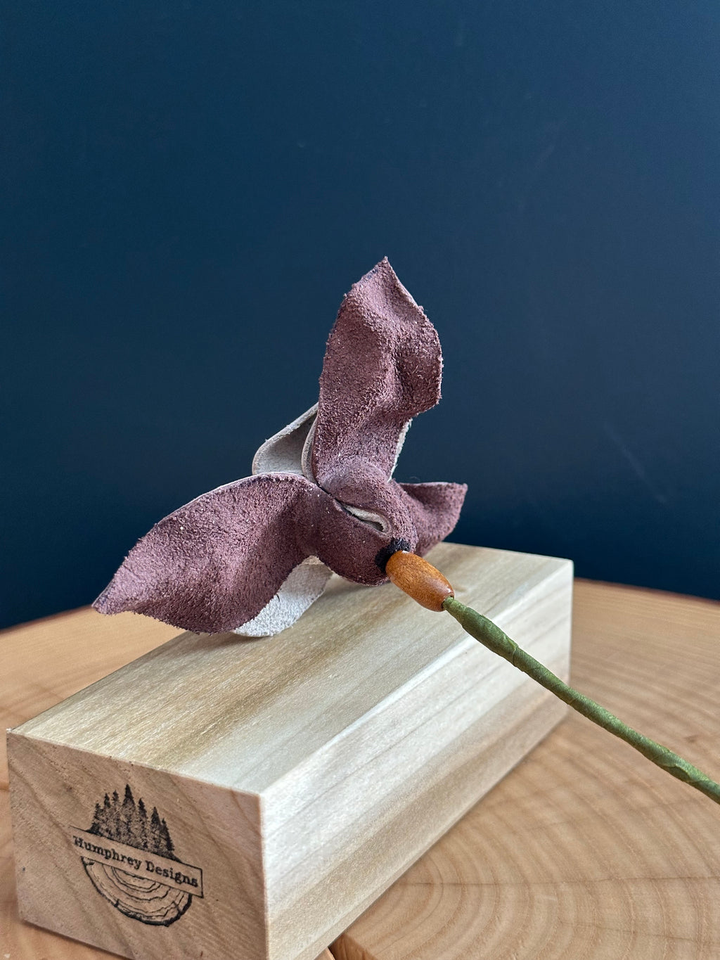 White & Burgundy Leather Rose & Hardwood Vase Set