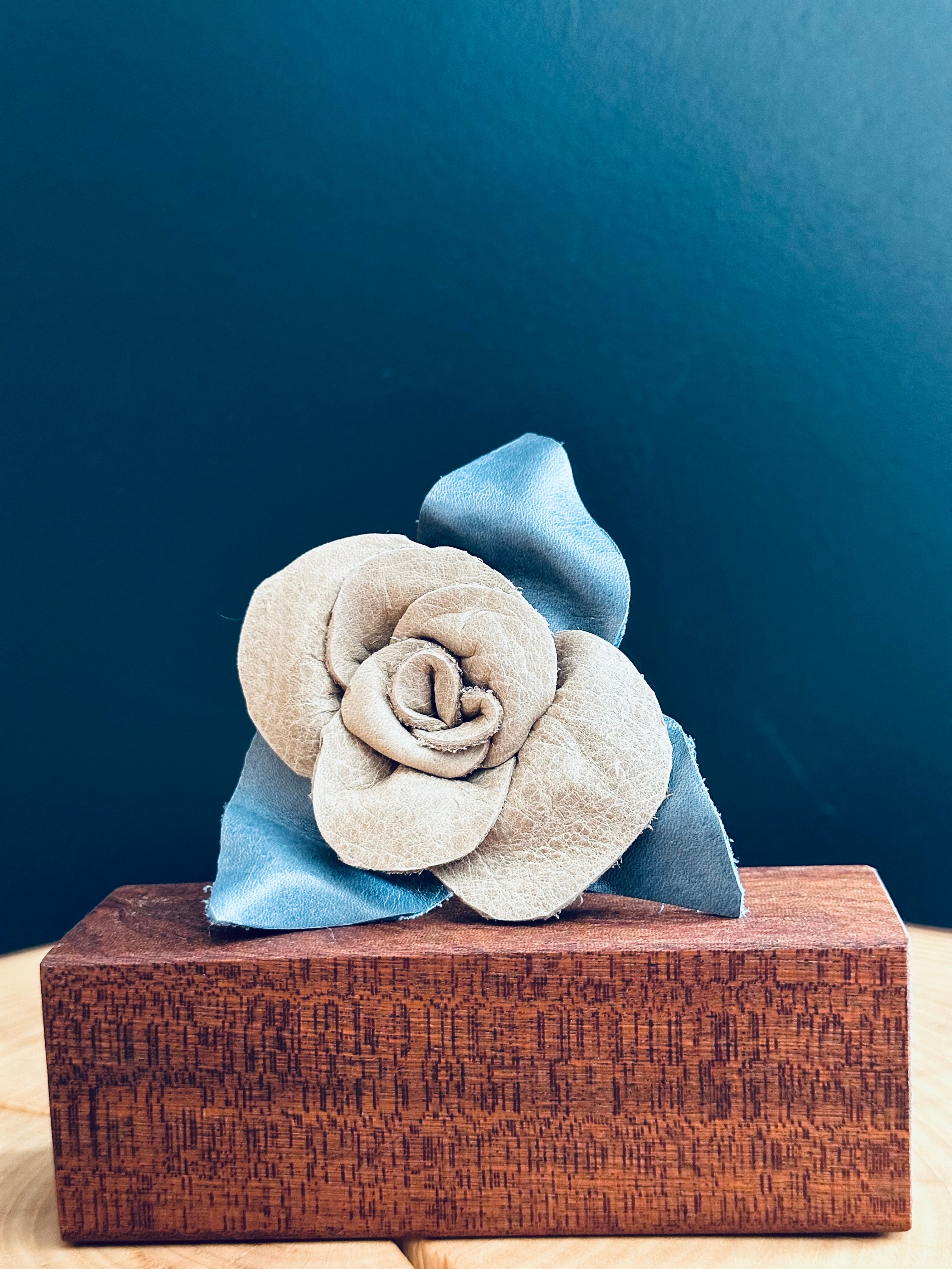 White & Blue Leather Rose & Hardwood Vase Set