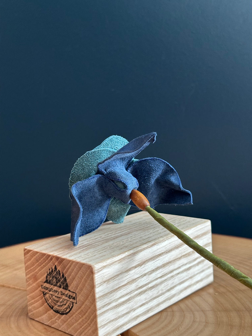 Green & Blue Leather Rose & Hardwood Vase Set